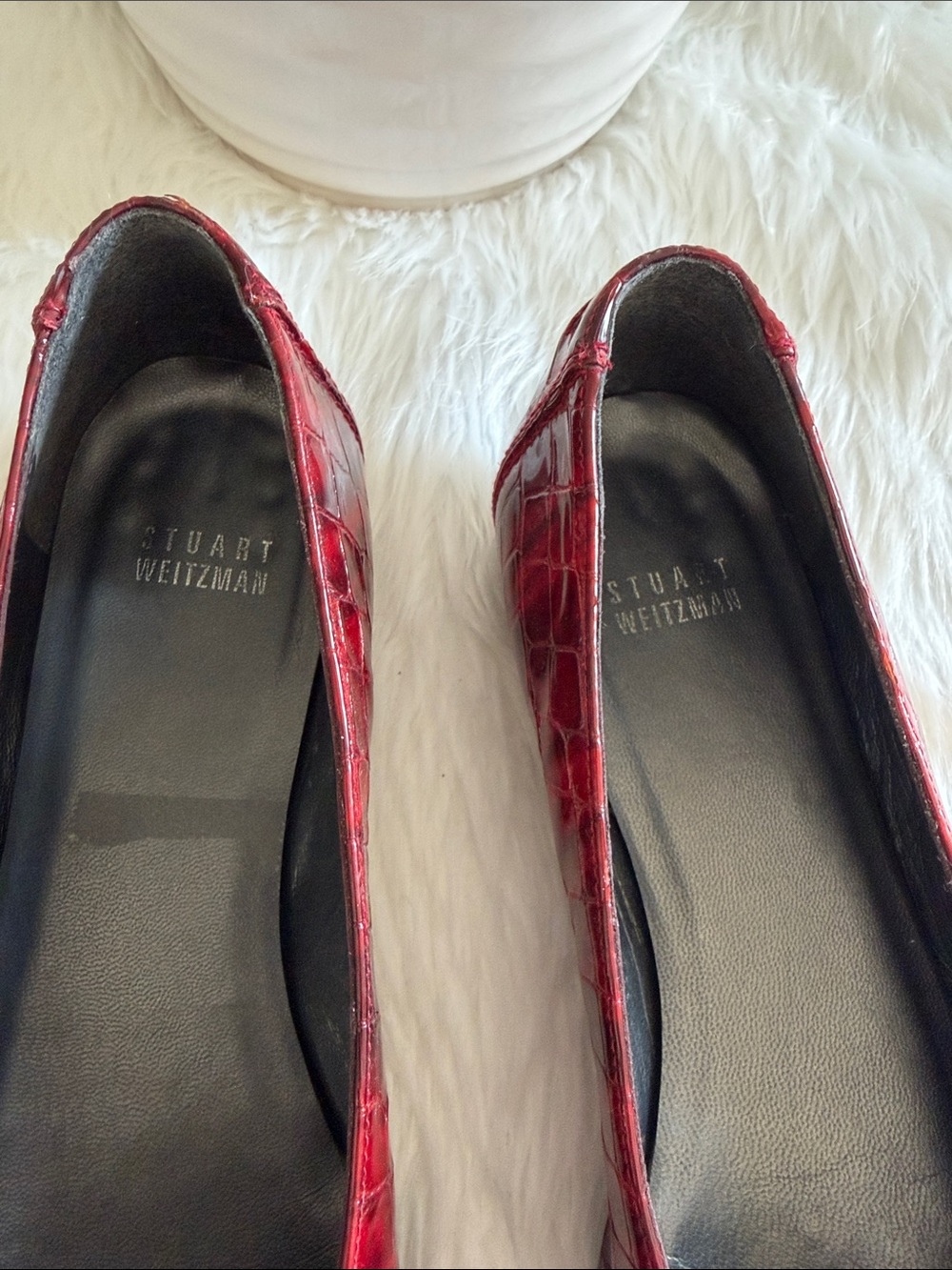 Stuart Weitzman Red Croc-Embossed Pointed Toe Flats with Knot Accent - Picture 10 of 14